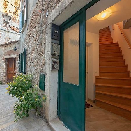 Mariva Downtown Studio Rovinj Exterior foto